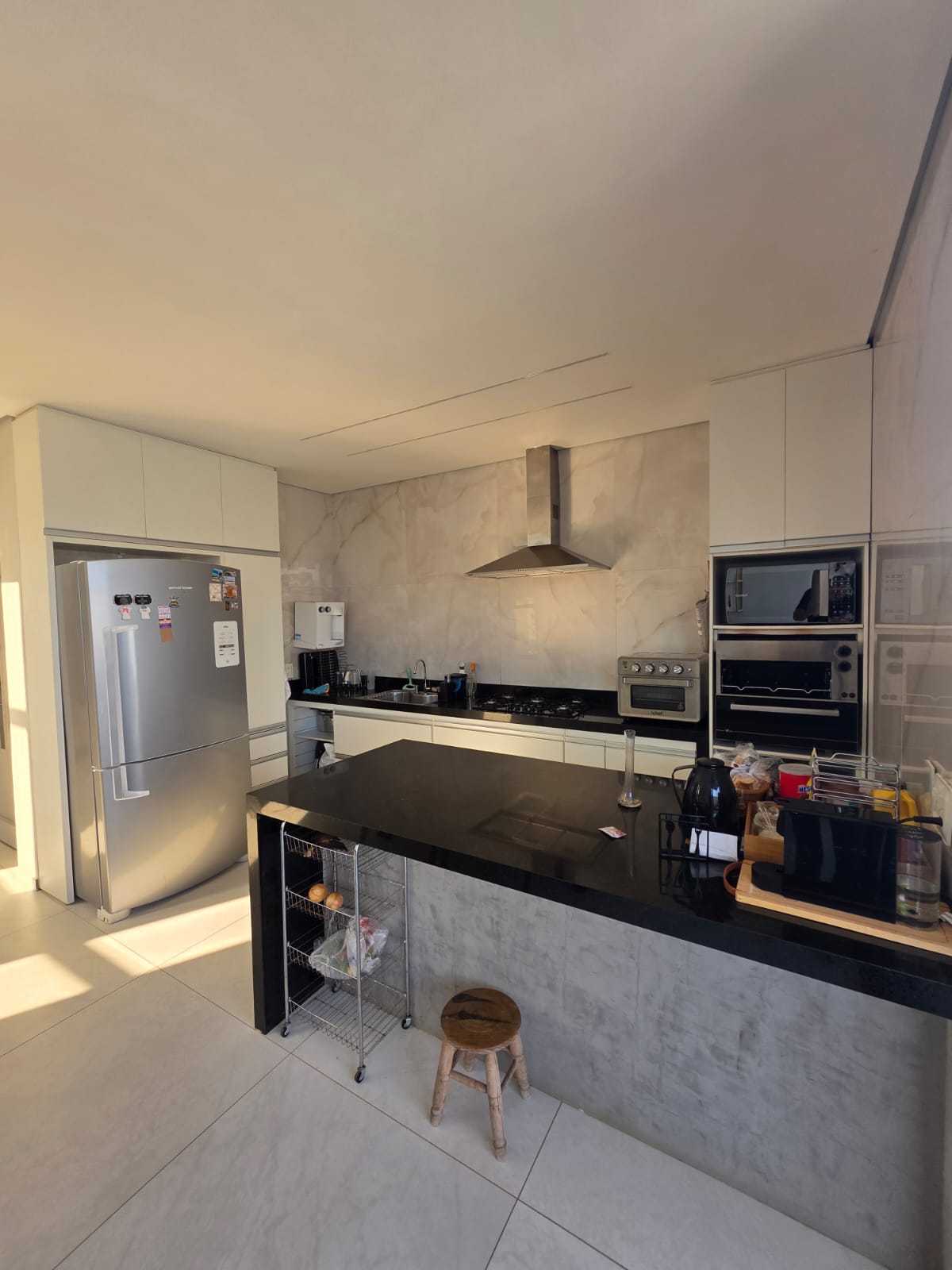 Imagem Casa de Condomínio com 4 Quartos à Venda, 190 m² em Cidade Alpha - Eusébio Imagem Casa de Condomínio com 4 Quartos à Venda, 190 m² em Cidade Alpha - Eusébio