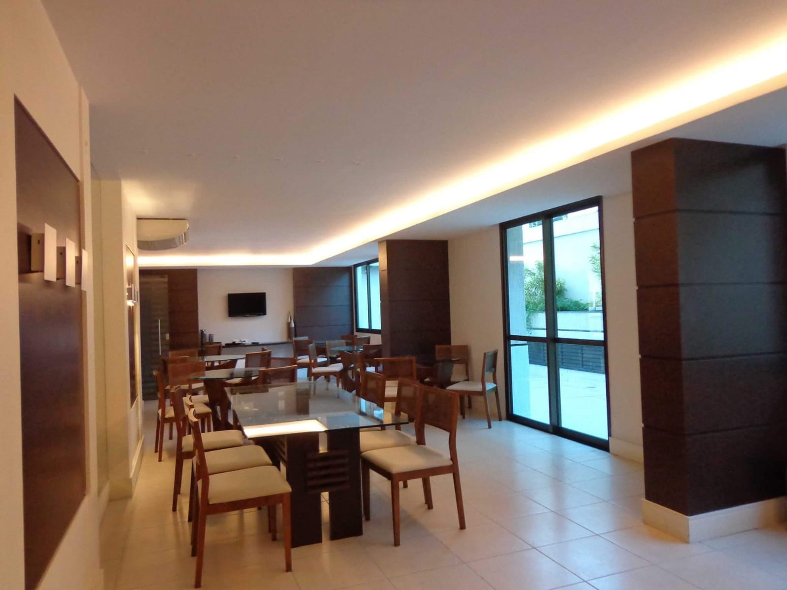 Apartamento com 2 Quartos à Venda, 90 m²em Charitas - Niterói