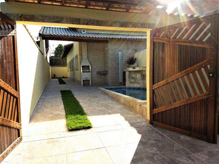 Imagem Casa com 2 Quartos à Venda, 70 m² em Campos Eliseos - Itanhaém Imagem Casa com 2 Quartos à Venda, 70 m² em Campos Eliseos - Itanhaém