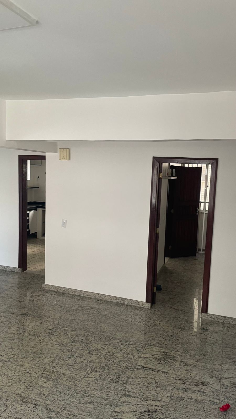 Imagem Apartamento com 3 Quartos à Venda, 108 m²em Marco - Belém Imagem Apartamento com 3 Quartos à Venda, 108 m²em Marco - Belém