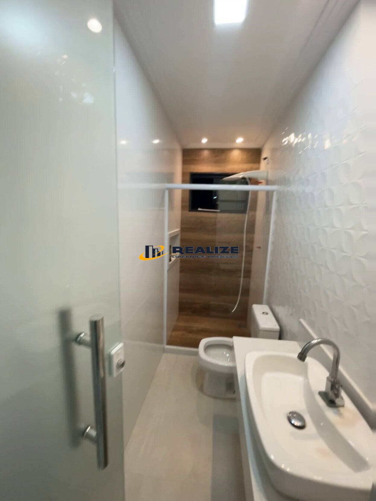 Imagem Casa com 4 Quartos à Venda, 210 m²em Parque Tropical - Campos dos Goytacazes Imagem Casa com 4 Quartos à Venda, 210 m²em Parque Tropical - Campos dos Goytacazes