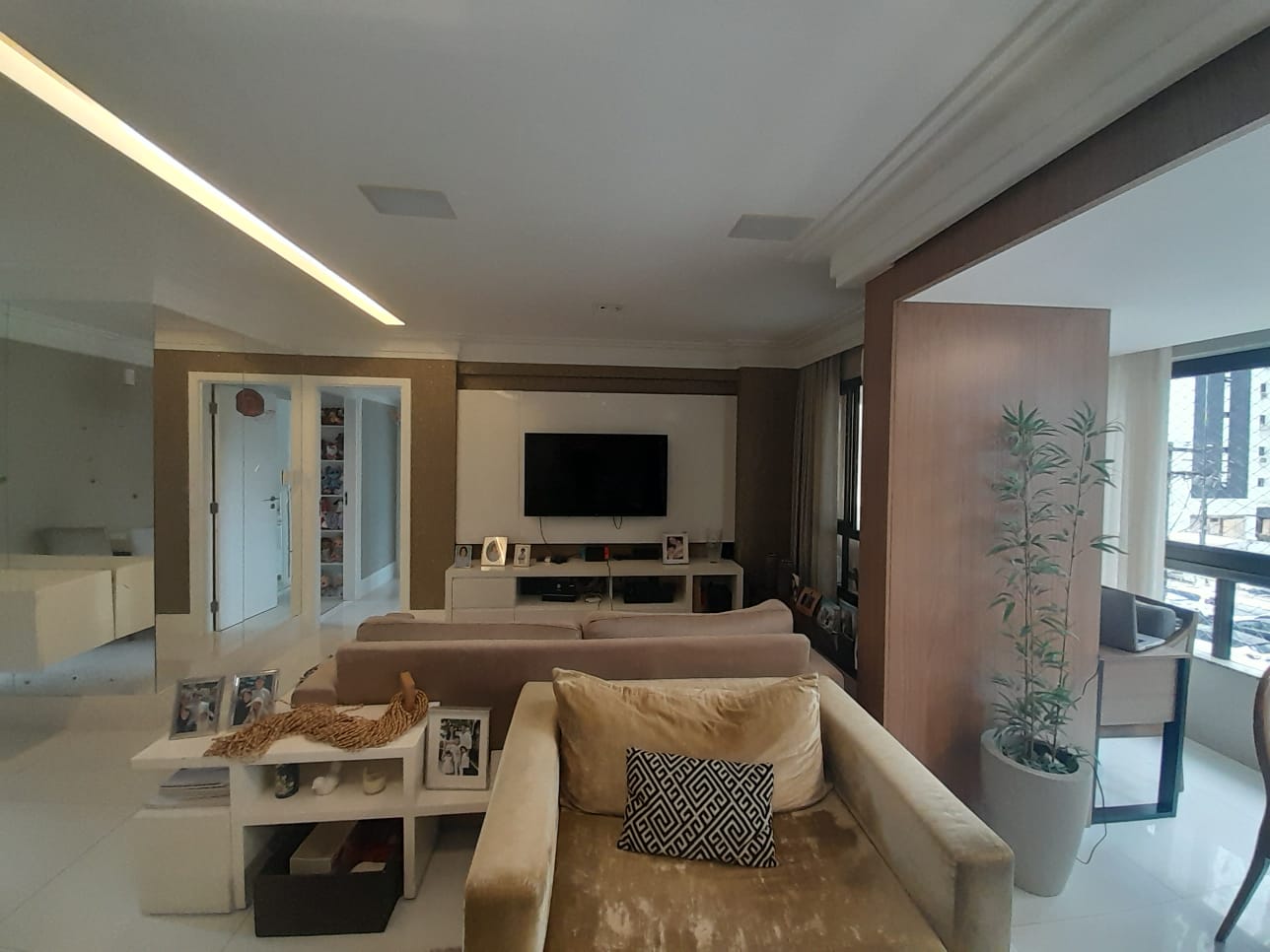 Imagem Apartamento com 3 Quartos à Venda, 126 m² em Pituba - Salvador Imagem Apartamento com 3 Quartos à Venda, 126 m² em Pituba - Salvador