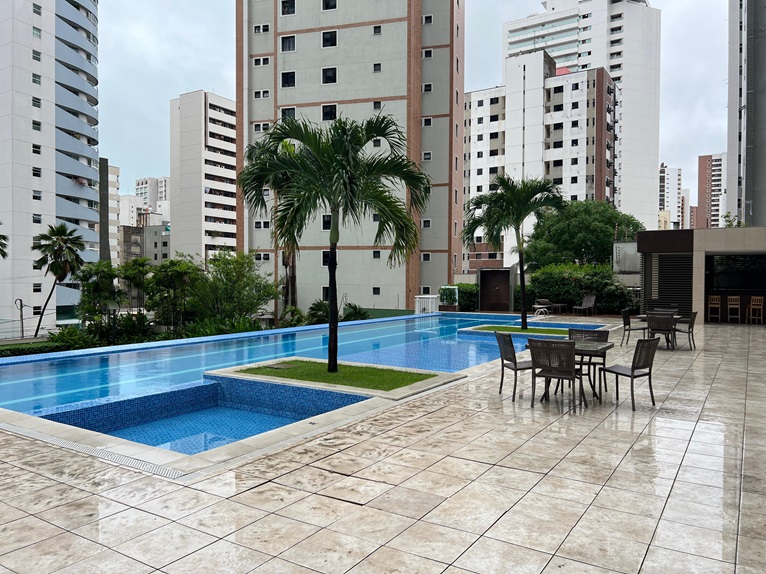 Imagem Cobertura com 4 Quartos à Venda, 518 m² em Meireles - Fortaleza