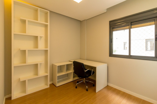 Imagem Apartamento com 3 Quartos à Venda, 125 m² em Hugo Lange - Curitiba