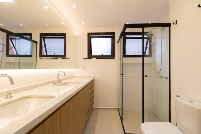Imagem Apartamento com 3 Quartos à Venda, 123 m² em Itaim Bibi - São Paulo Imagem Apartamento com 3 Quartos à Venda, 123 m² em Itaim Bibi - São Paulo