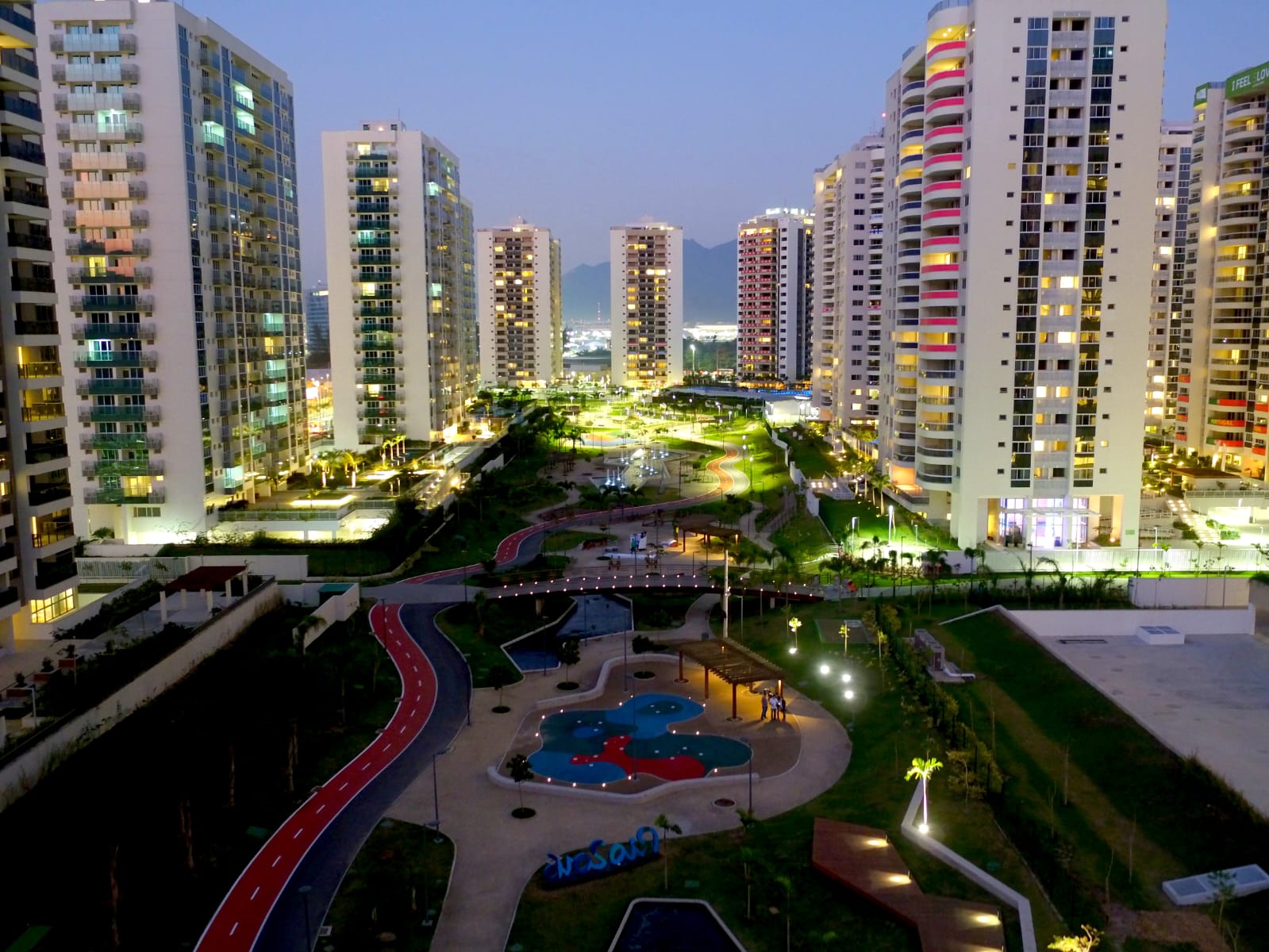 Imagem Apartamento com 2 Quartos à Venda, 86 m² em Barra Olímpica - Rio de Janeiro Imagem Apartamento com 2 Quartos à Venda, 86 m² em Barra Olímpica - Rio de Janeiro