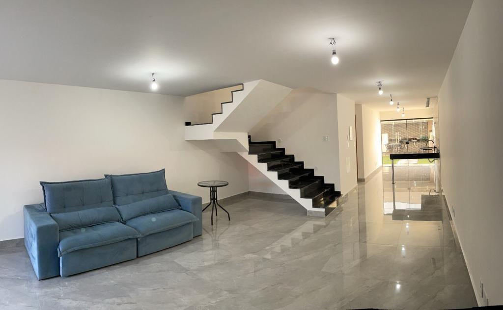 Imagem Casa com 2 Quartos à Venda, 240 m²em Piratininga - Niterói Imagem Casa com 2 Quartos à Venda, 240 m²em Piratininga - Niterói