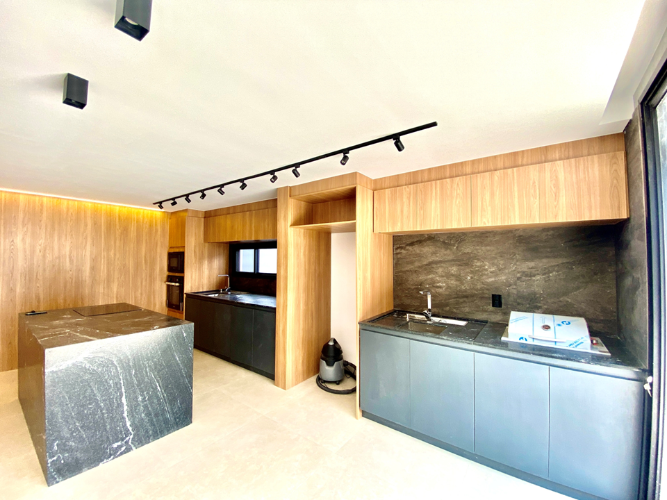 Imagem Casa de Condomínio com 3 Quartos à Venda, 218 m²em Chácaras Aracary - Várzea Paulista