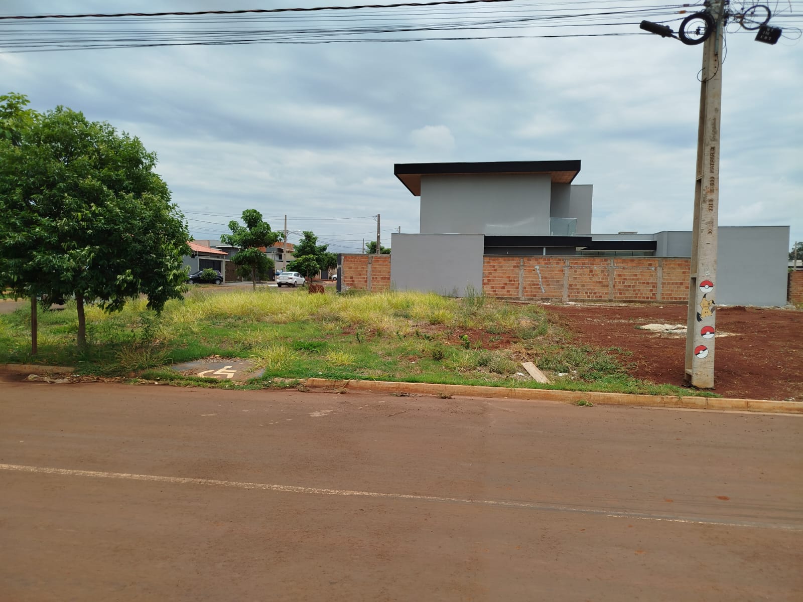 Imagem Terreno à Venda, 240 m² em Jardim Guaicurus - Dourados Imagem Terreno à Venda, 240 m² em Jardim Guaicurus - Dourados