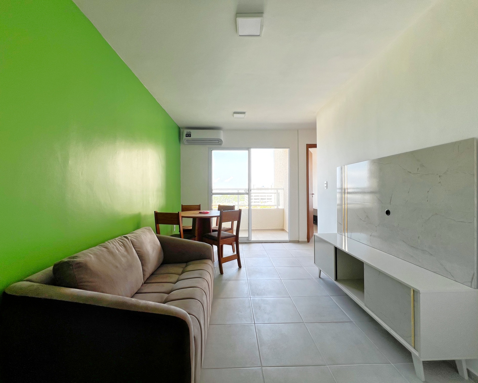 Imagem Apartamento com 2 Quartos para Alugar, 47 m²em Ponta Negra - Manaus