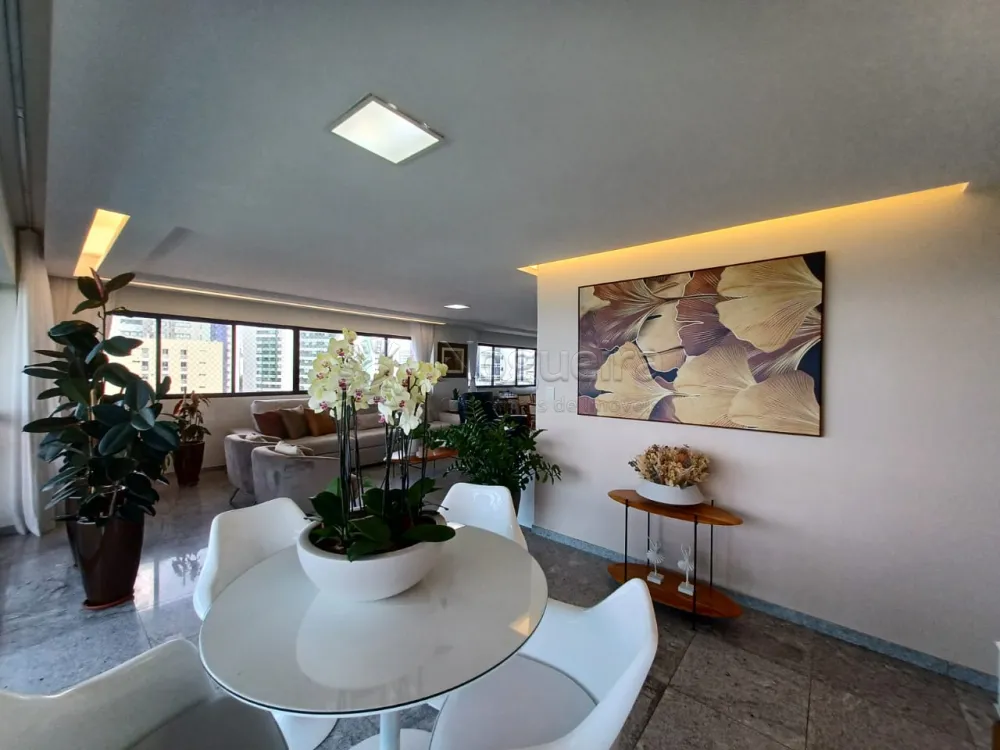Imagem Apartamento com 4 Quartos à Venda, 246 m²em Pina - Recife