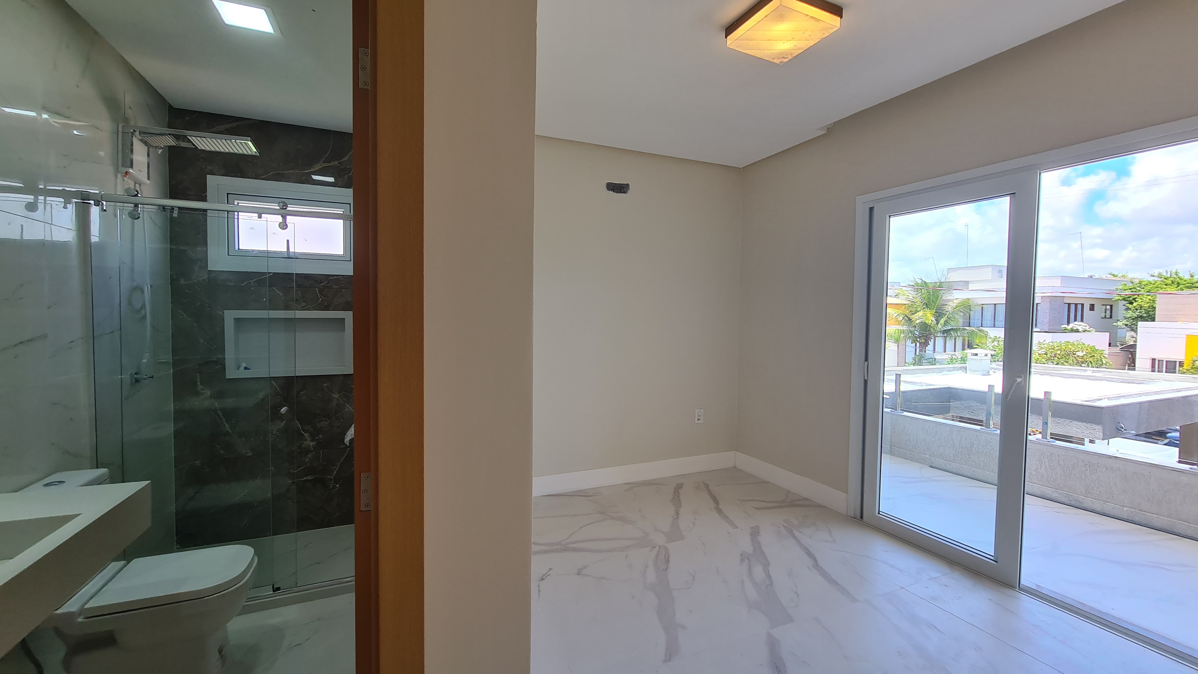 Imagem Casa de Condomínio com 6 Quartos à Venda, 335 m² em Guarajuba (Monte Gordo) - Camaçari Imagem Casa de Condomínio com 6 Quartos à Venda, 335 m² em Guarajuba (Monte Gordo) - Camaçari