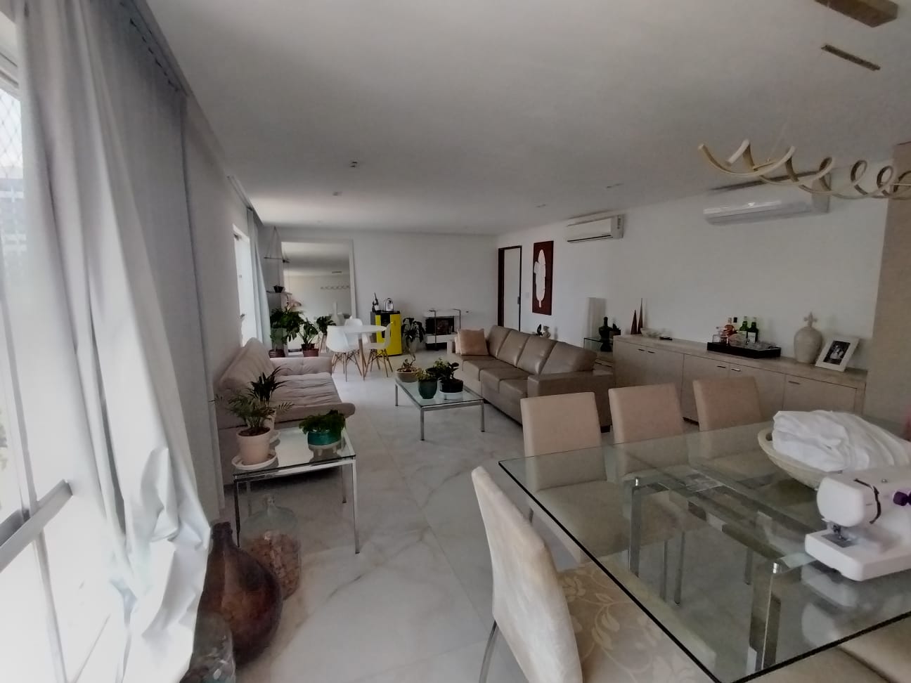 Imagem Apartamento com 4 Quartos à Venda, 198 m² em Aflitos - Recife Imagem Apartamento com 4 Quartos à Venda, 198 m² em Aflitos - Recife