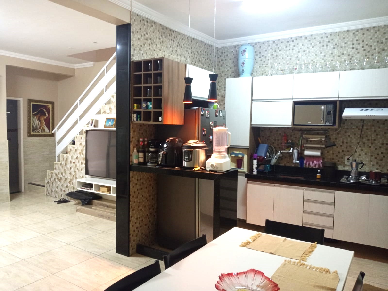 Imagem Casa com 3 Quartos à Venda, 200 m²em siqueira - fortaleza