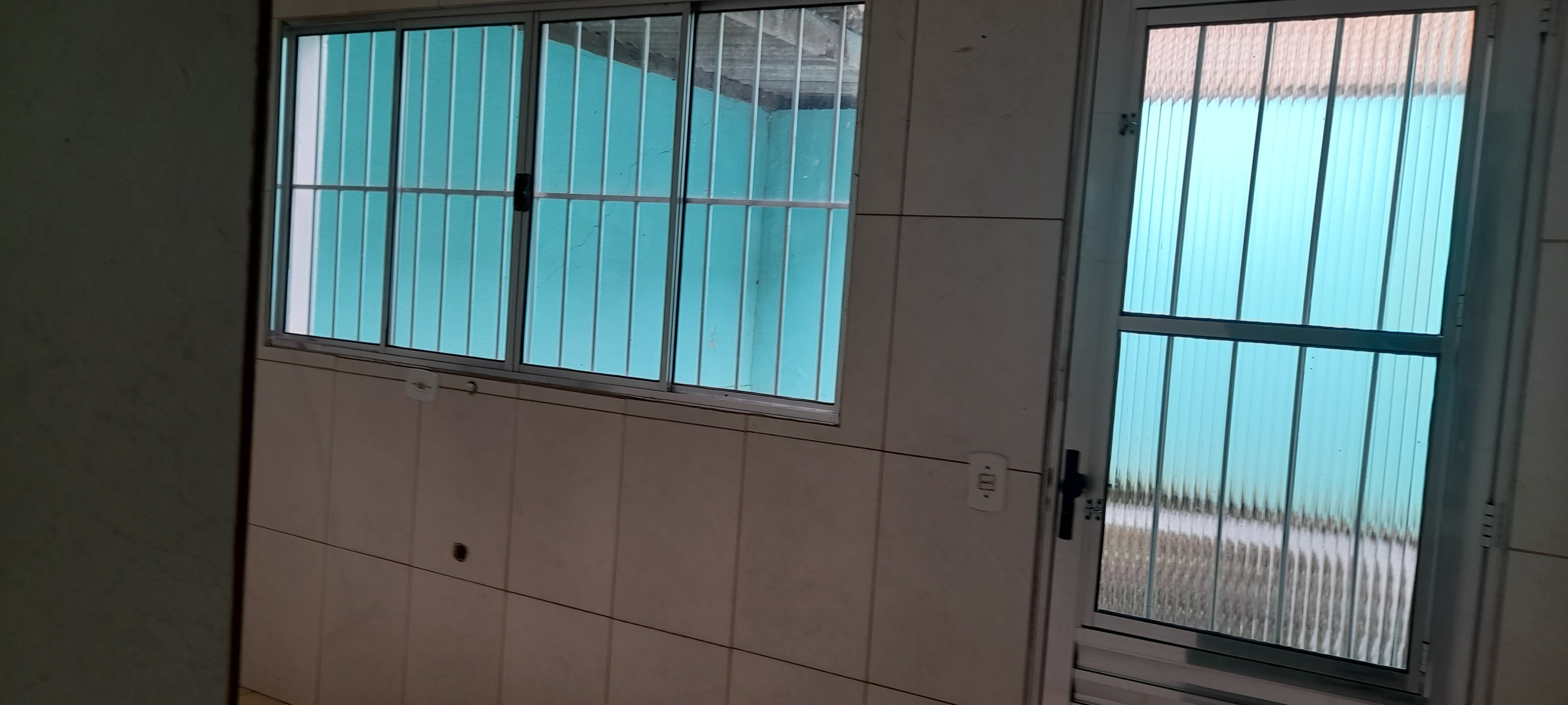 Imagem Casa com 4 Quartos para Alugar, 200 m²em Jardim Figueira Grande - São Paulo Imagem Casa com 4 Quartos para Alugar, 200 m²em Jardim Figueira Grande - São Paulo
