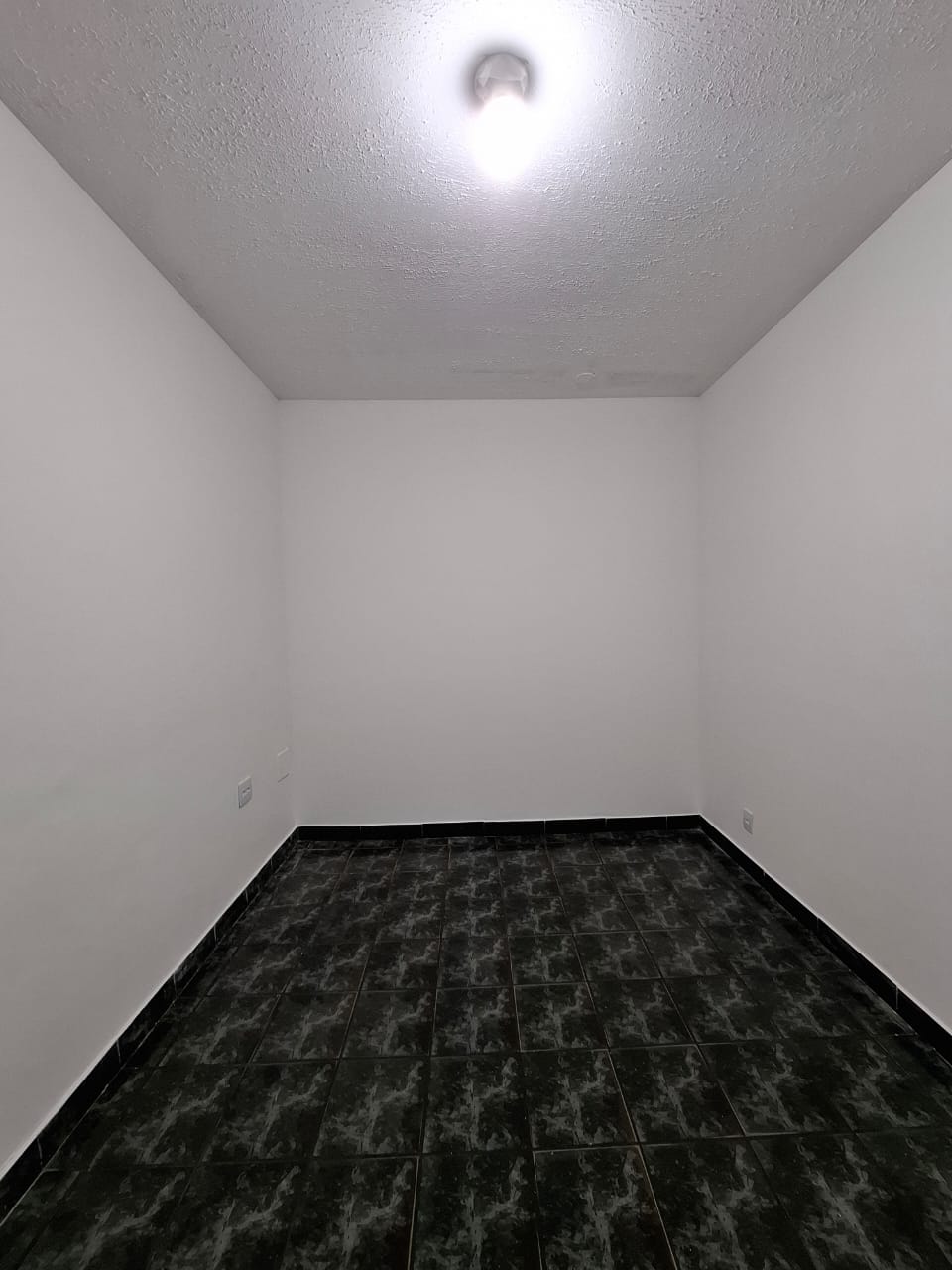 Imagem Casa com 2 Quartos para Alugar, em Jardim Souza - São Paulo Imagem Casa com 2 Quartos para Alugar, em Jardim Souza - São Paulo