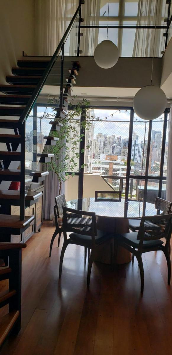 Imagem Apartamento com 2 Quartos à Venda, 138 m²em Pinheiros - São Paulo