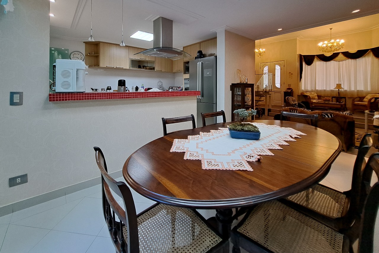 Imagem Sobrado com 4 Quartos à Venda, 320 m² em Santa Maria - São Caetano do Sul