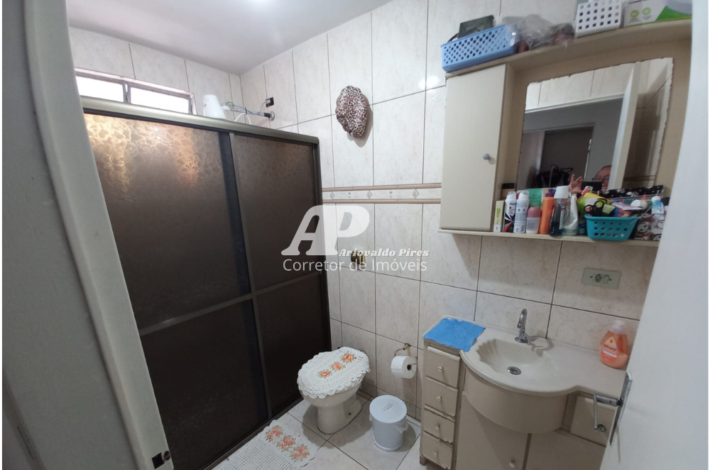 Imagem Casa com 3 Quartos à Venda, 150 m²em Uvaranas - Ponta Grossa