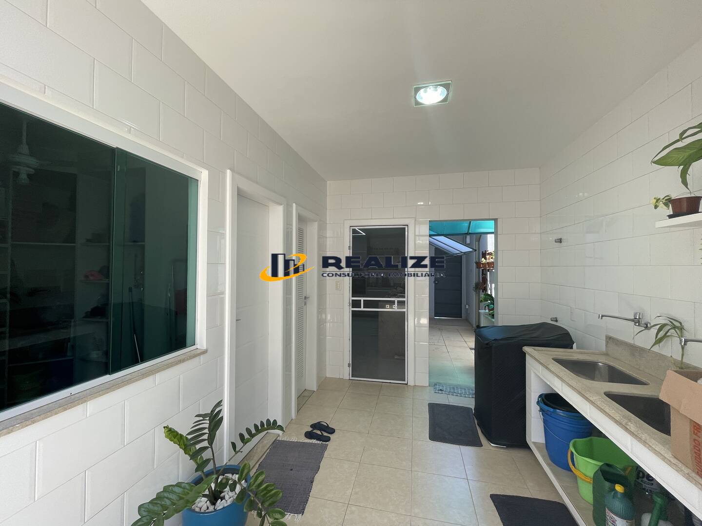 Imagem Casa com 4 Quartos à Venda, 360 m²em Parque Turf Club - Campos dos Goytacazes Imagem Casa com 4 Quartos à Venda, 360 m²em Parque Turf Club - Campos dos Goytacazes
