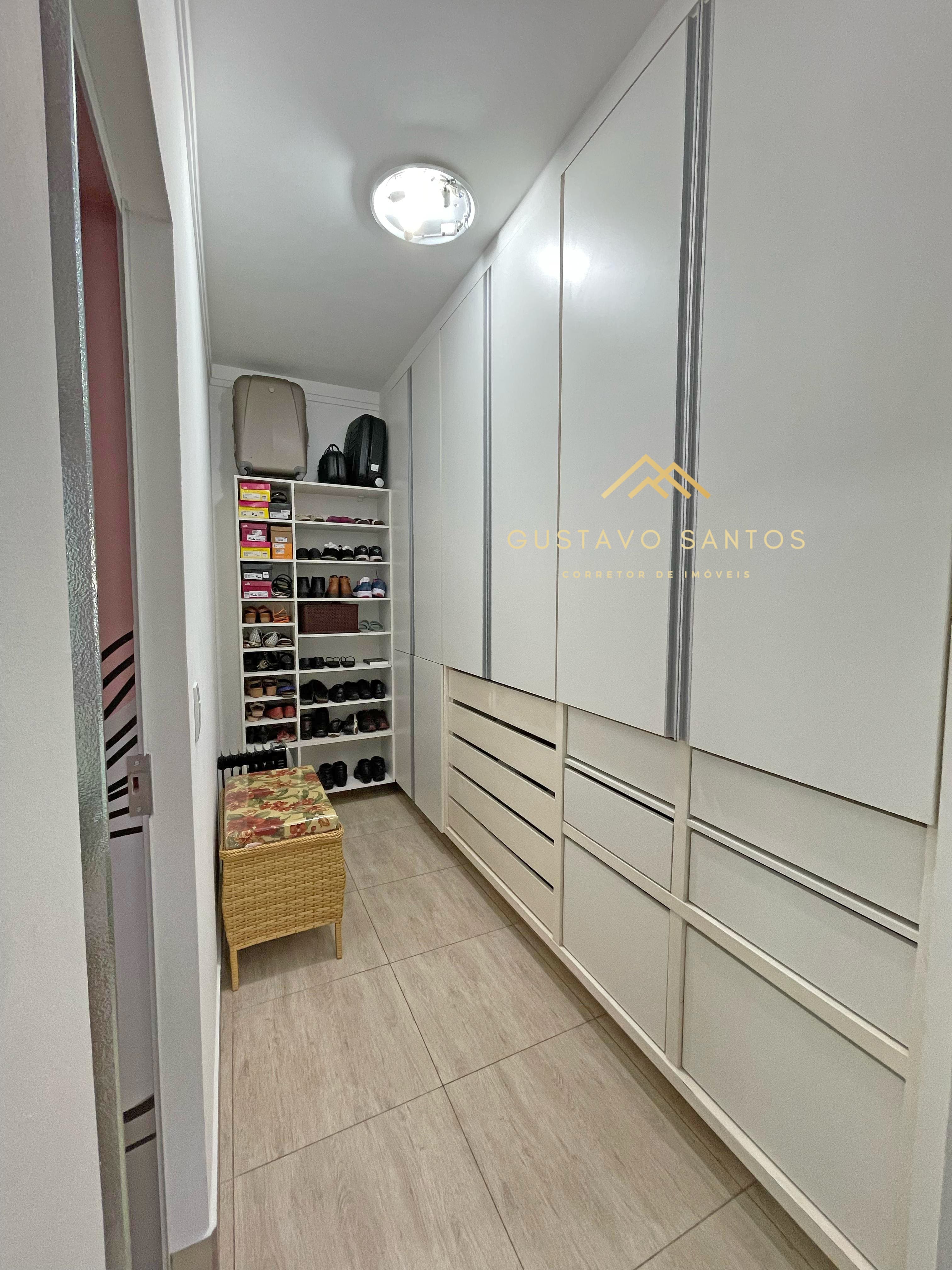 Imagem Casa com 3 Quartos à Venda, 250 m²em Pinheirinho - Itajubá