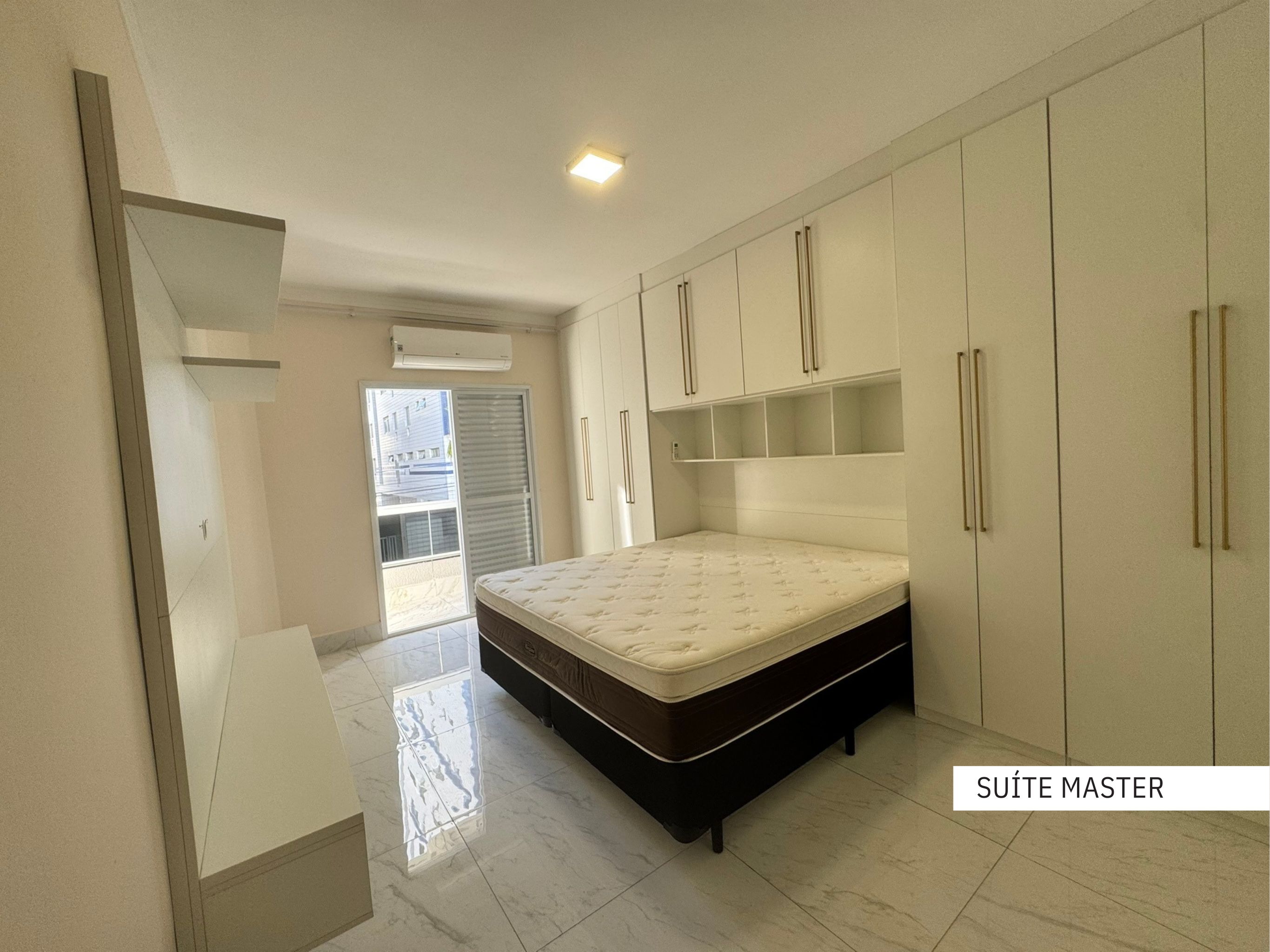 Imagem Sobrado com 3 Quartos à Venda, 150 m² em Ocian - Praia Grande Imagem Sobrado com 3 Quartos à Venda, 150 m² em Ocian - Praia Grande
