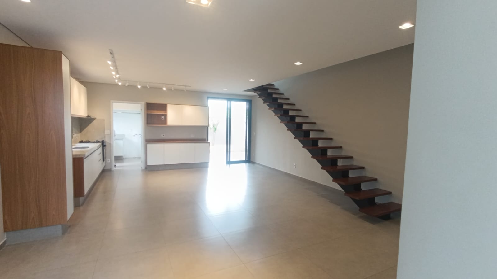Imagem Casa de Condomínio com 3 Quartos à Venda, 160 m²em Colinas do Castelo - Jaguariúna