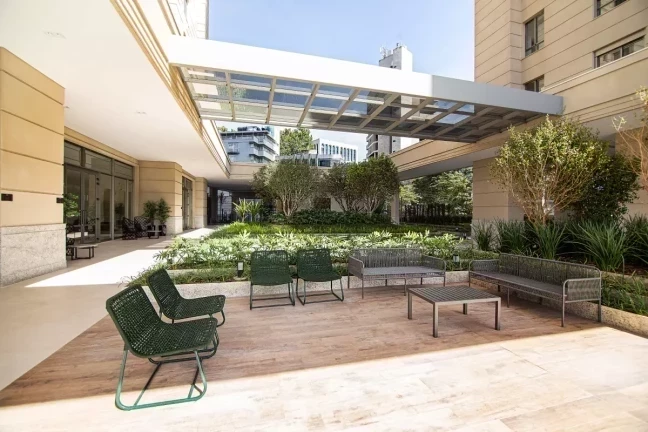 Imagem Apartamento com 4 Quartos à Venda, 233 m²em Real Parque - São Paulo