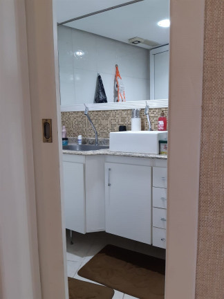 Imagem Apartamento com 2 Quartos à Venda, 65 m² em Copacabana - Rio de Janeiro