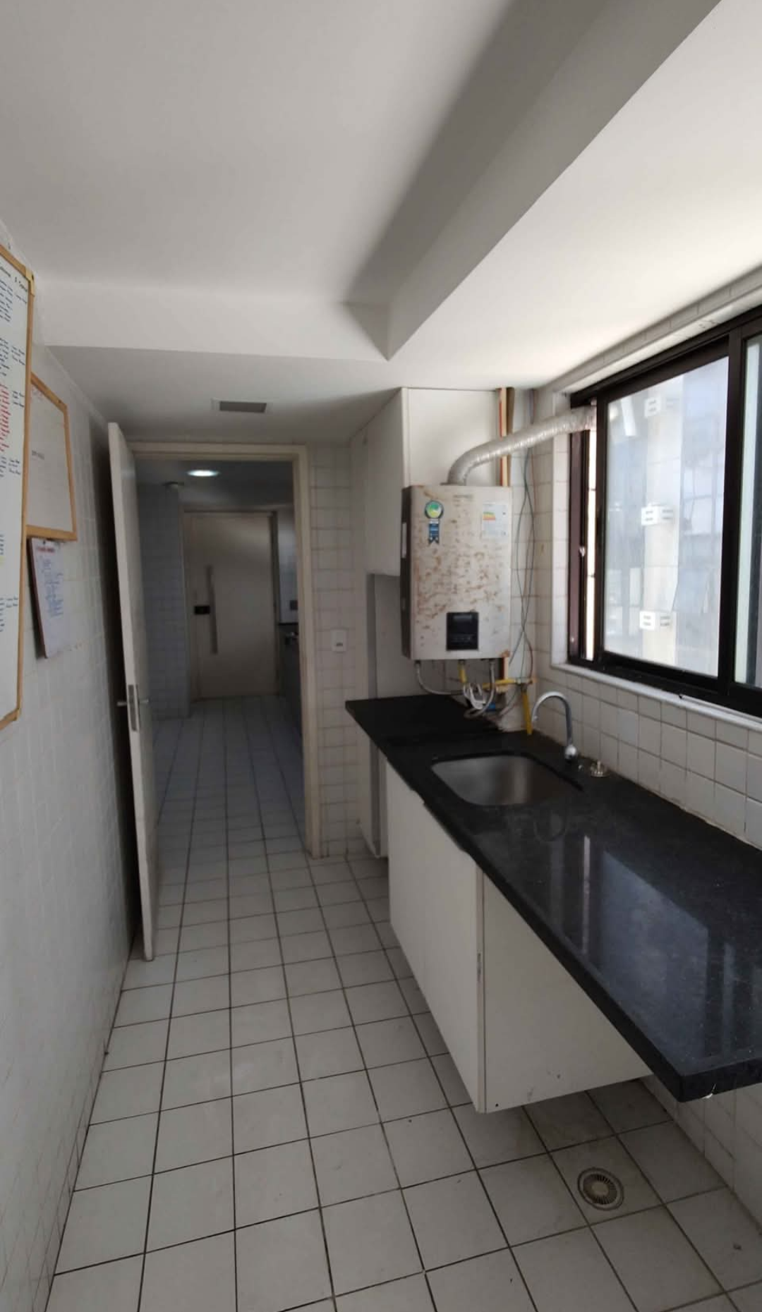 Imagem Apartamento com 4 Quartos para Alugar, 250 m² em Boa Viagem - Recife