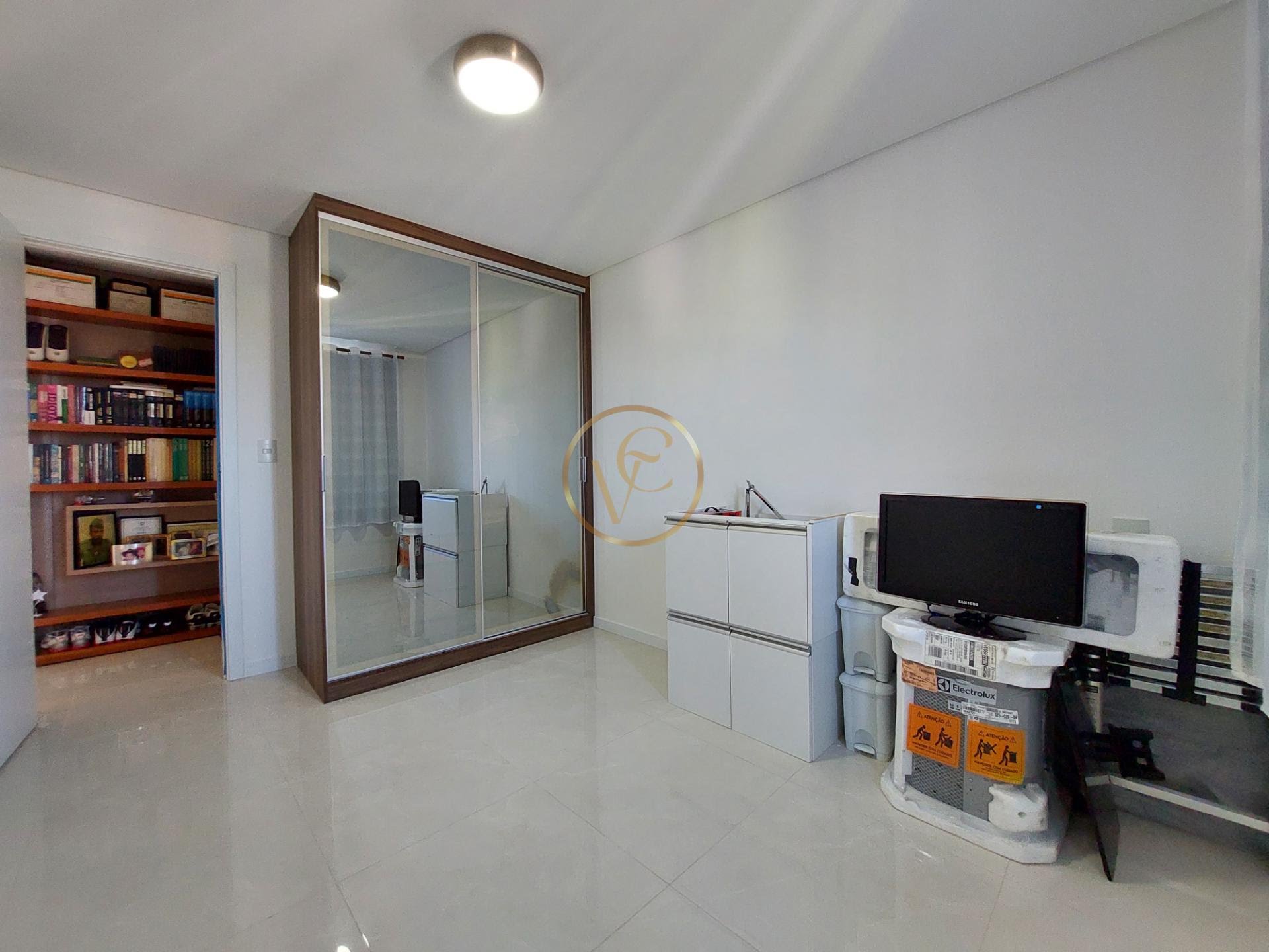 Imagem Casa de Condomínio com 3 Quartos à Venda, 210 m² em Serra Centro - Serra Imagem Casa de Condomínio com 3 Quartos à Venda, 210 m² em Serra Centro - Serra