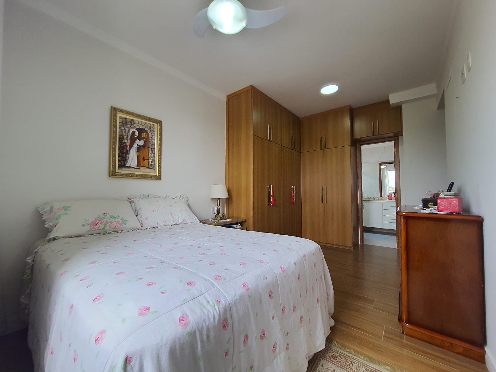 Imagem Apartamento com 4 Quartos à Venda, 130 m²em Vila Nossa Senhora Aparecida - Indaiatuba Imagem Apartamento com 4 Quartos à Venda, 130 m²em Vila Nossa Senhora Aparecida - Indaiatuba