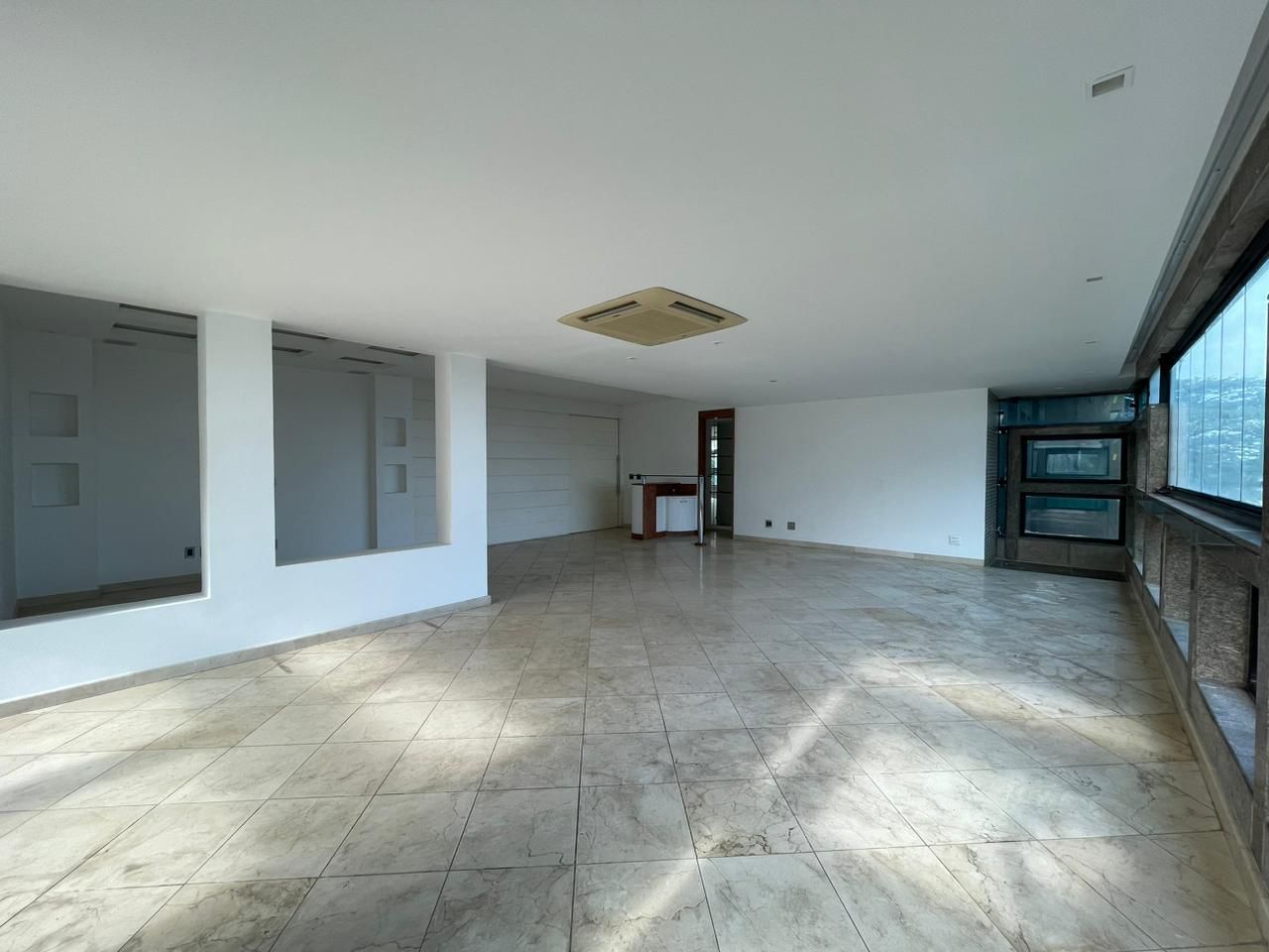 Imagem Apartamento com 3 Quartos à Venda, 220 m²em Barra da Tijuca - Rio de Janeiro Imagem Apartamento com 3 Quartos à Venda, 220 m²em Barra da Tijuca - Rio de Janeiro