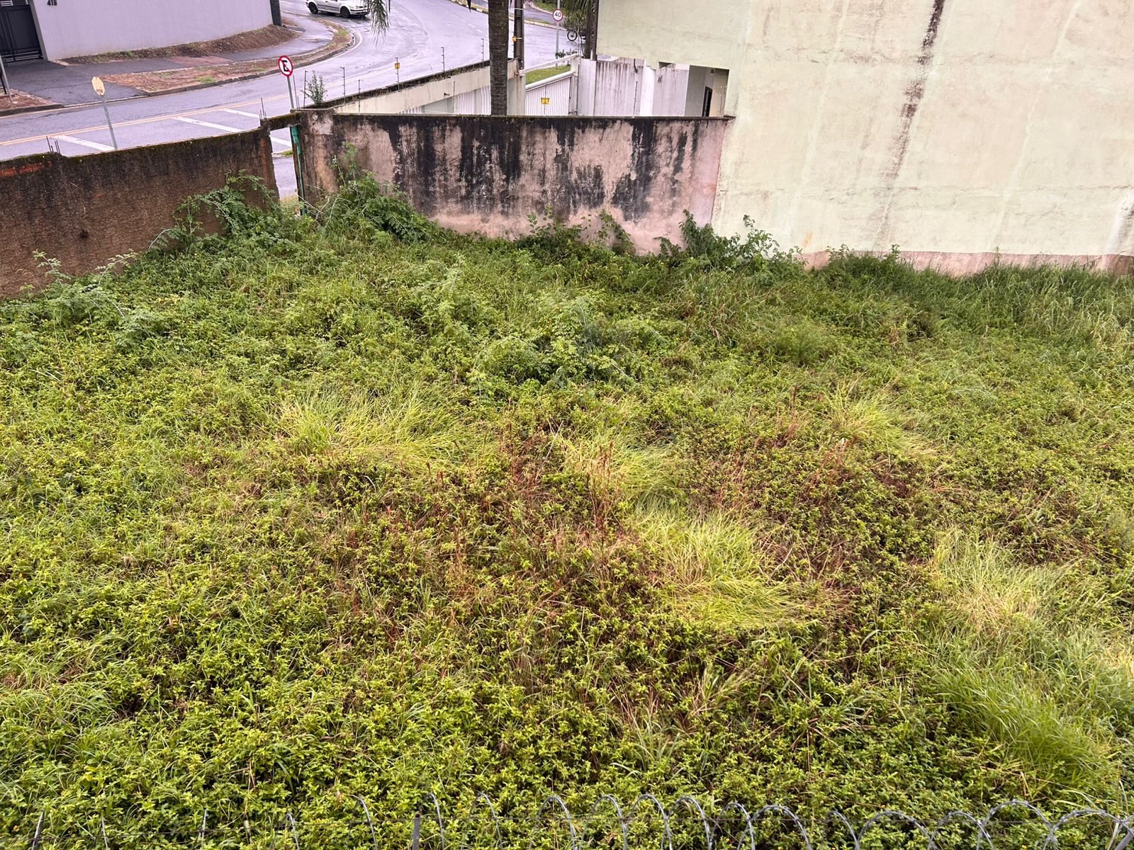 Imagem Terreno à Venda, 532 m² em Pilarzinho - Curitiba Imagem Terreno à Venda, 532 m² em Pilarzinho - Curitiba