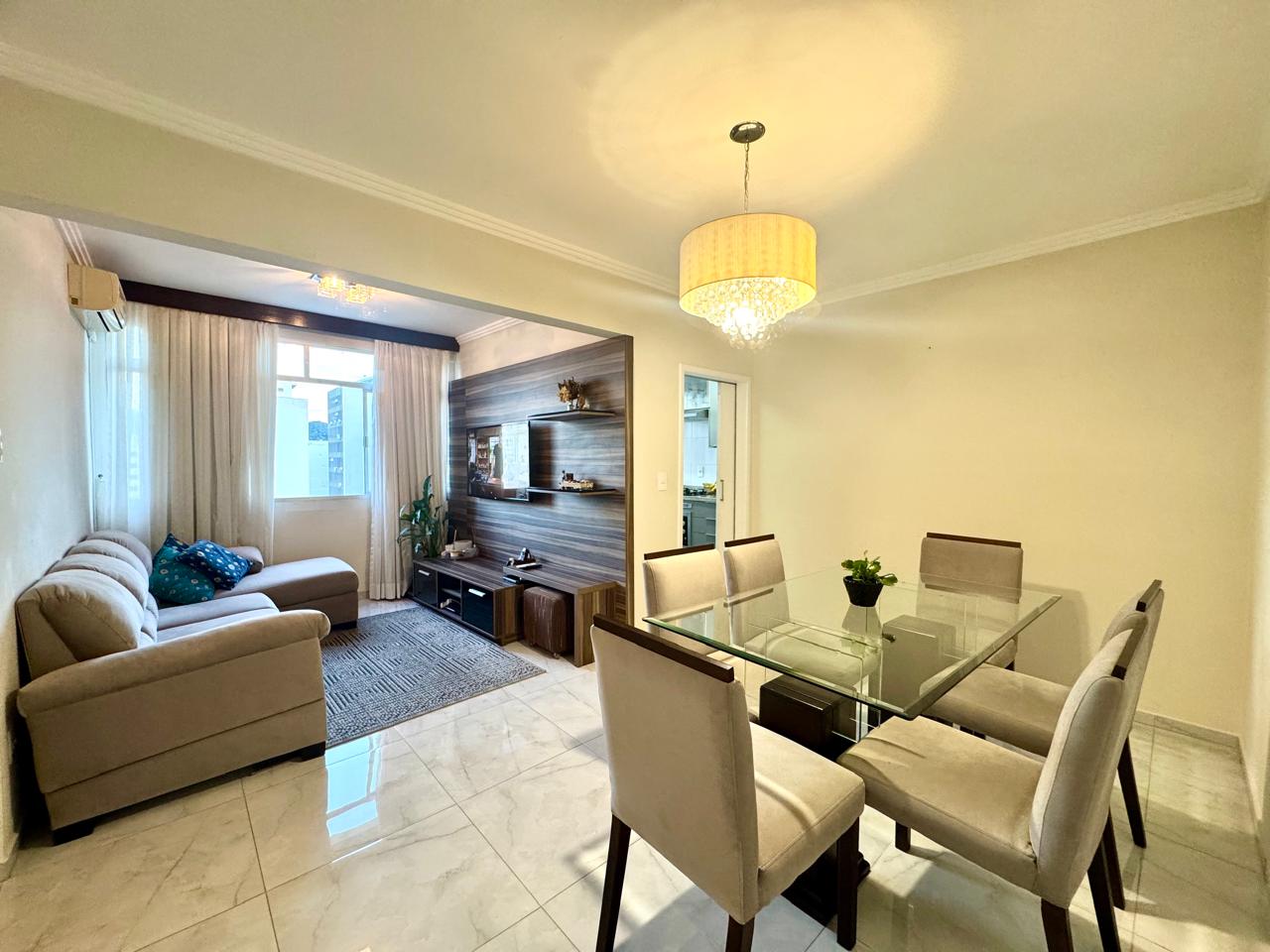 Imagem Apartamento com 2 Quartos à Venda, 59 m² em Centro - Florianópolis
