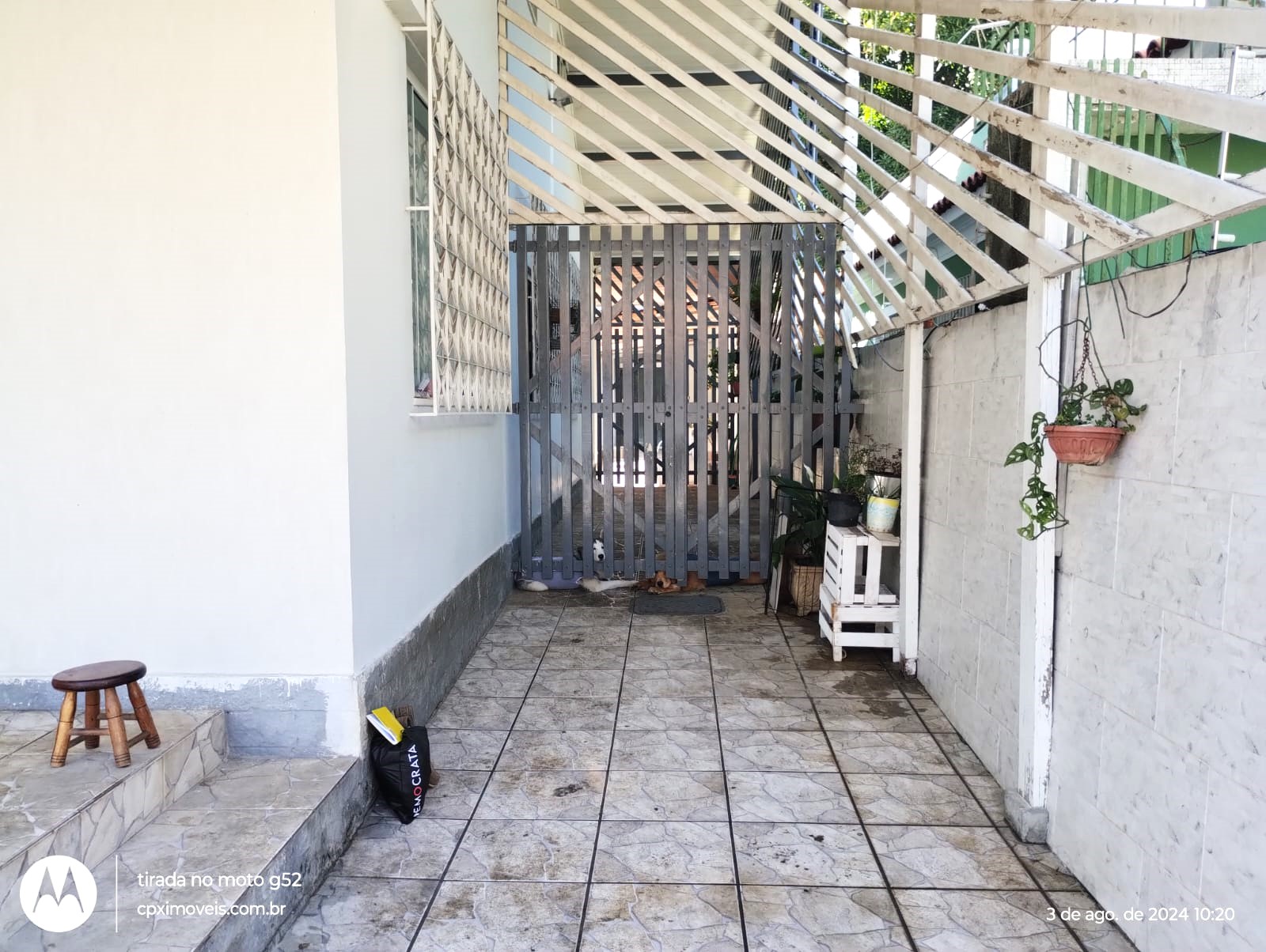 Imagem Casa com 8 Quartos à Venda, 450 m² em Jardim Carioca - Rio de Janeiro Imagem Casa com 8 Quartos à Venda, 450 m² em Jardim Carioca - Rio de Janeiro