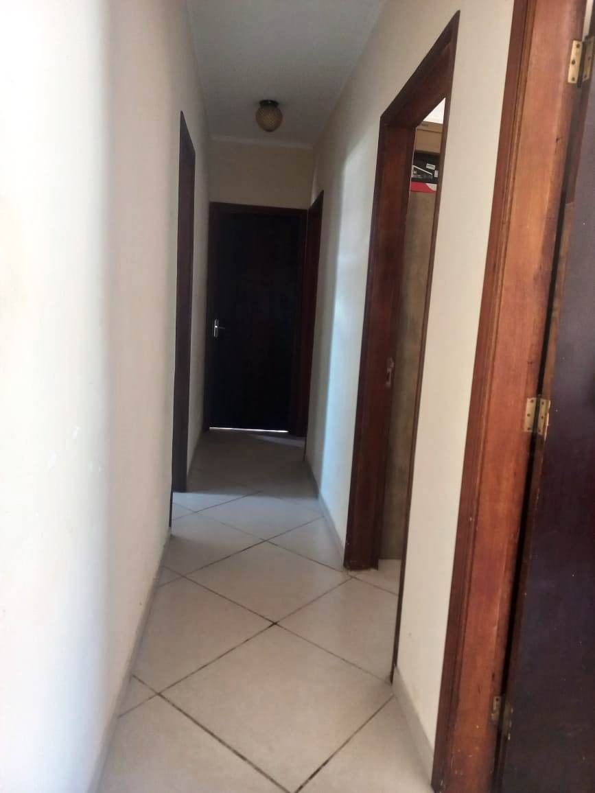 Imagem Casa com 4 Quartos à Venda, 167 m² em Country Club - Poços de Caldas