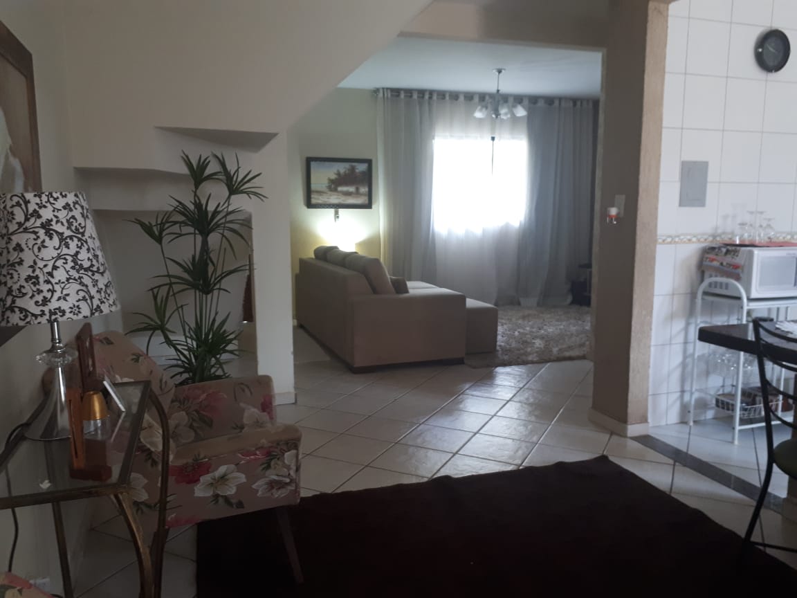 Imagem Casa de Condomínio com 3 Quartos à Venda, 128 m²em Vila Monticelli - Goiânia