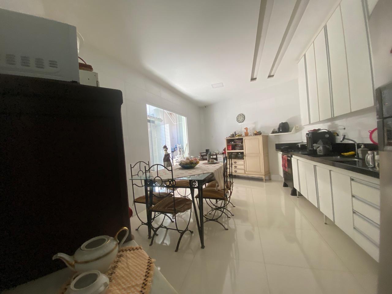 Imagem Apartamento com 3 Quartos à Venda, 130 m² em Vital Brazil - Niterói