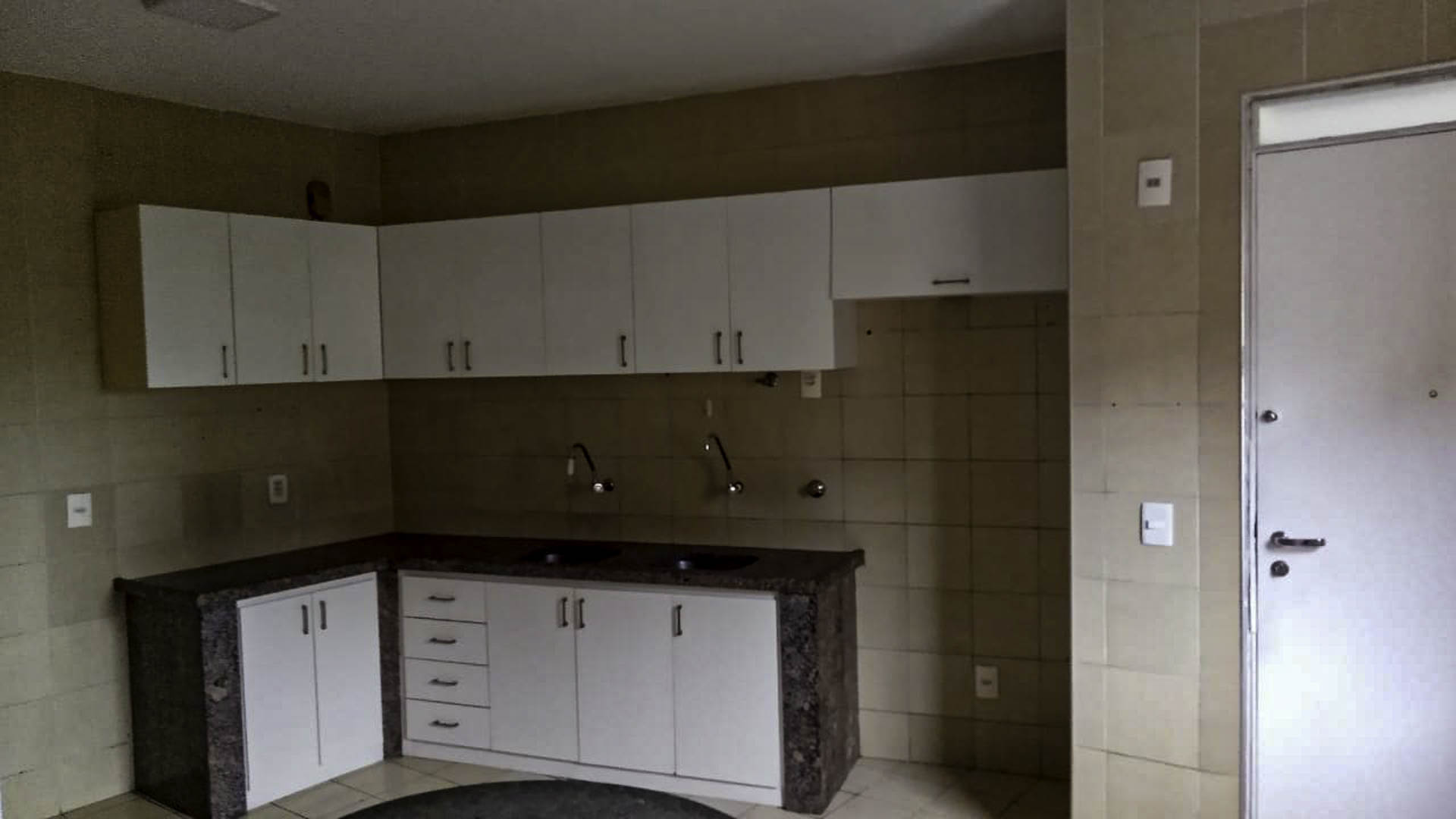 Imagem Apartamento com 3 Quartos à Venda, 170 m²em Meireles - Fortaleza