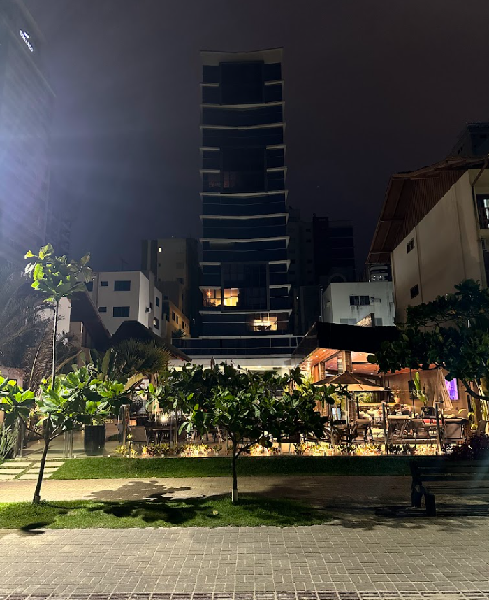 Imagem Apartamento com 4 Quartos à Venda, 237 m²em Meia Praia - Itapema