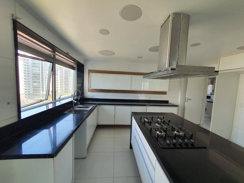 Imagem Apartamento com 4 Quartos à Venda, 402 m²em Barra da Tijuca - Rio de Janeiro Imagem Apartamento com 4 Quartos à Venda, 402 m²em Barra da Tijuca - Rio de Janeiro