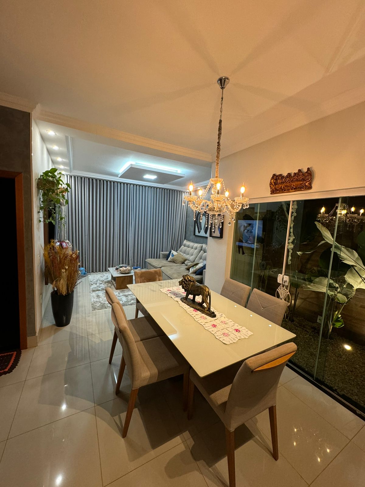 Imagem Casa com 2 Quartos à Venda, 180 m²em Granada - Uberlândia