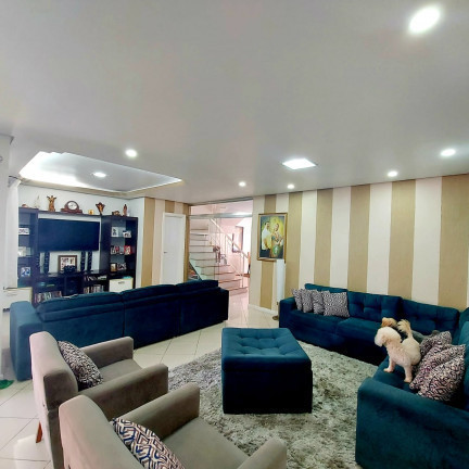 Imagem Casa de Condomínio com 4 Quartos à Venda, 300 m² em Flores - Manaus