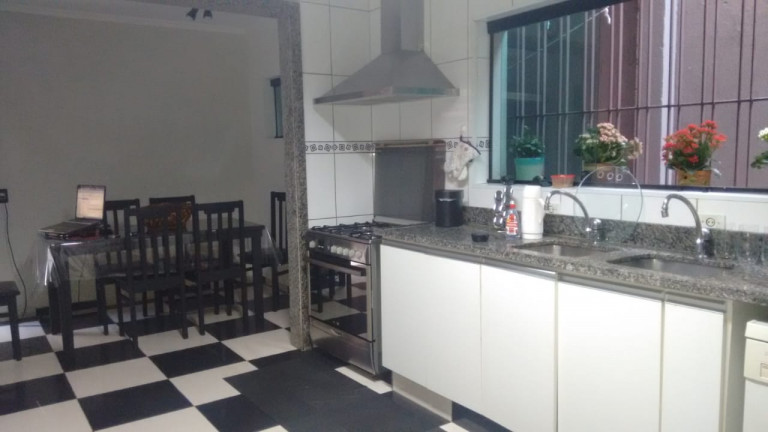 Imagem Casa com 6 Quartos à Venda, 400 m² em Cidade Vargas - São Paulo Imagem Casa com 6 Quartos à Venda, 400 m² em Cidade Vargas - São Paulo