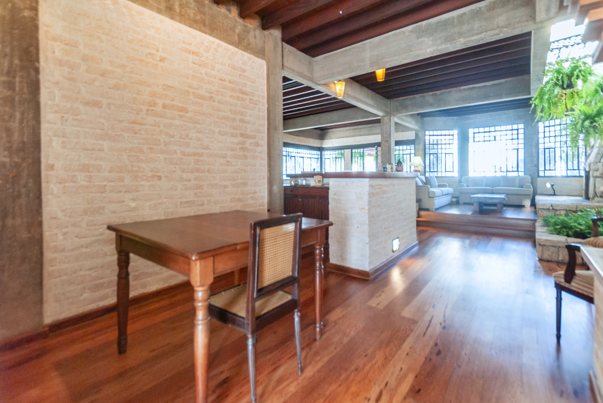 Imagem Casa com 3 Quartos à Venda, 230 m² em Jardim Paulistano - São Paulo Imagem Casa com 3 Quartos à Venda, 230 m² em Jardim Paulistano - São Paulo