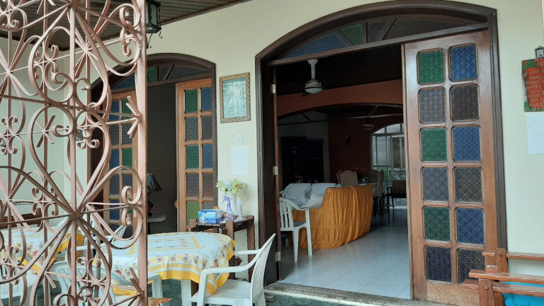 Imagem Casa com 3 Quartos à Venda, 215 m² em Marambaia - Belém