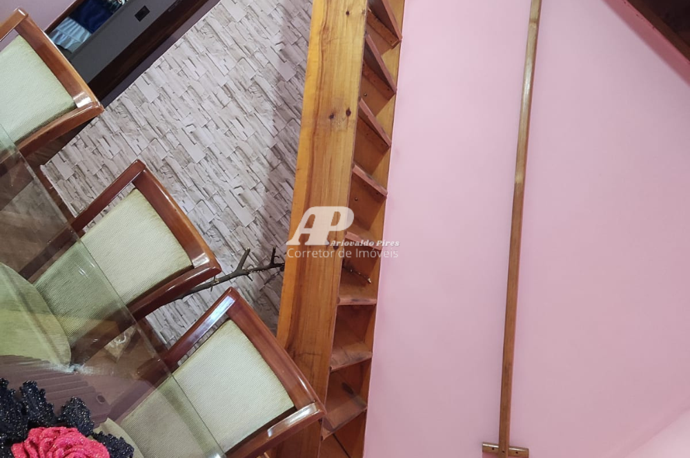 Imagem Casa com 6 Quartos à Venda, 250 m²em Cará-cará - Ponta Grossa