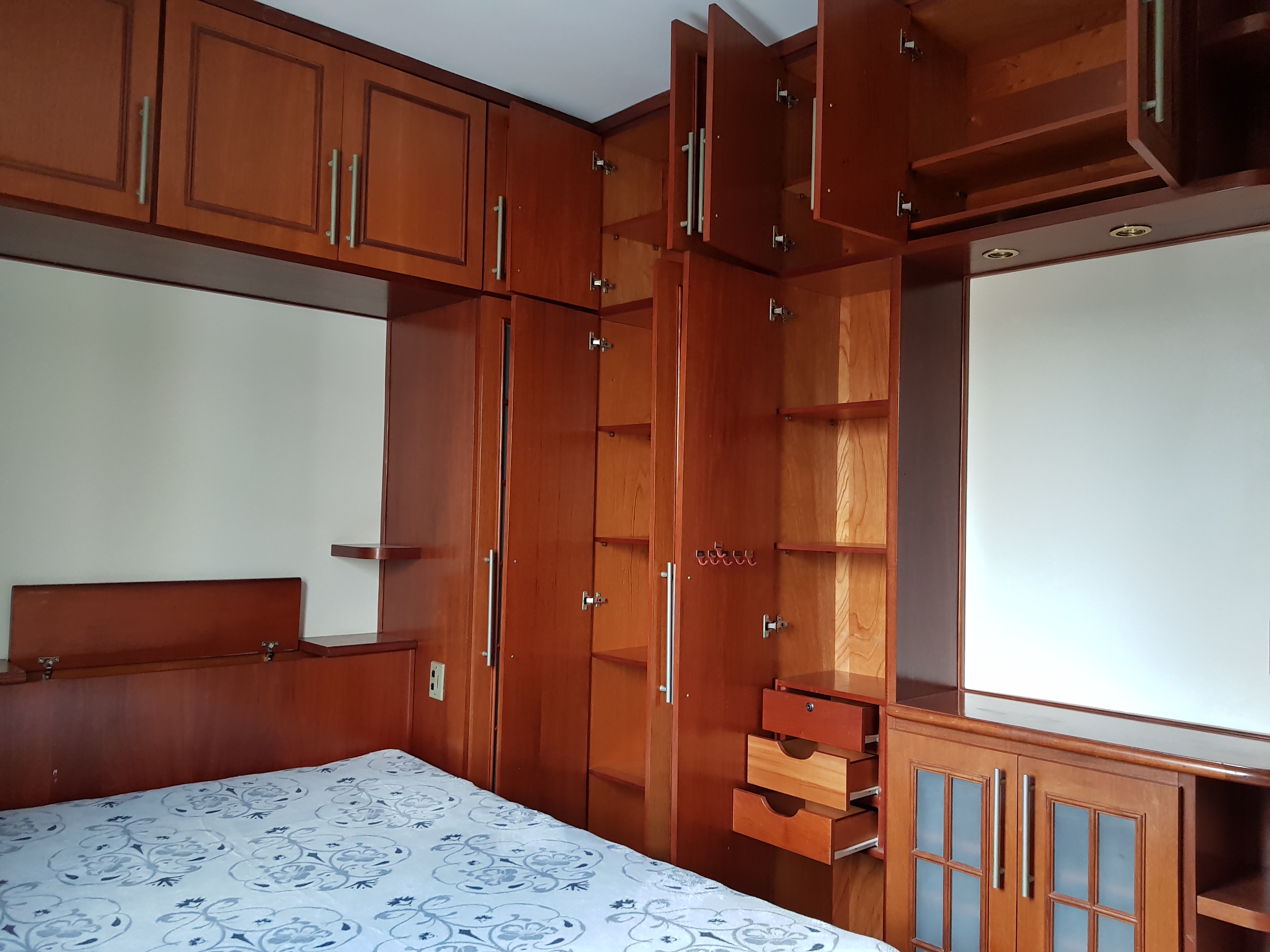 Imagem Apartamento com 1 Quarto à Venda, Locação ou Temporada, 42 m²em Consolação - São Paulo