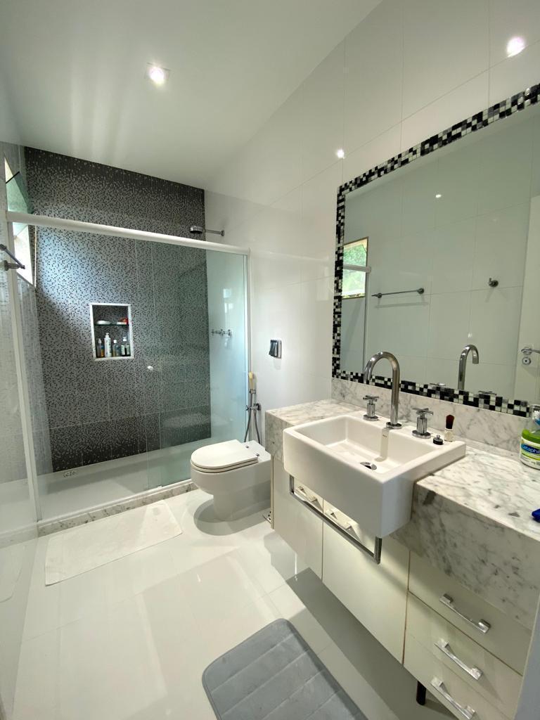 Imagem Casa de Condomínio com 6 Quartos à Venda, 700 m² em Barra da Tijuca - Rio de Janeiro Imagem Casa de Condomínio com 6 Quartos à Venda, 700 m² em Barra da Tijuca - Rio de Janeiro
